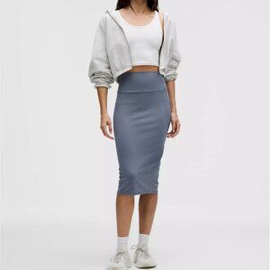 NWT $88 LULULEMON Nulu slim high-rise midi tight stretch pencil skirt athleisure